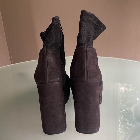 New Free People Smyth black suede platform booties. Size 38 - Picture 5 of 5